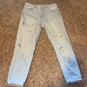 Forever 21 Light Washed Ripped Mom Boyfriend Jeans